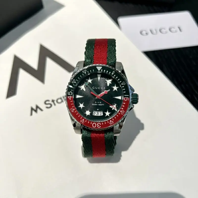 gucci aaa qualite montres pour unisexe s_11317221